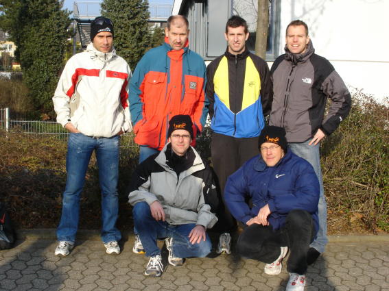 Hinten: Karsten Hoffmann, Werner Heinz, Frank Nachtsheim, Johannes Miller. vorne: Christian Schindlatz, Stefan Schyrer Hinten: Karsten Hoffmann, Werner Heinz, Frank Nachtsheim, Johannes Miller. vorne: Christian Schindlatz, Stefan Schyrer